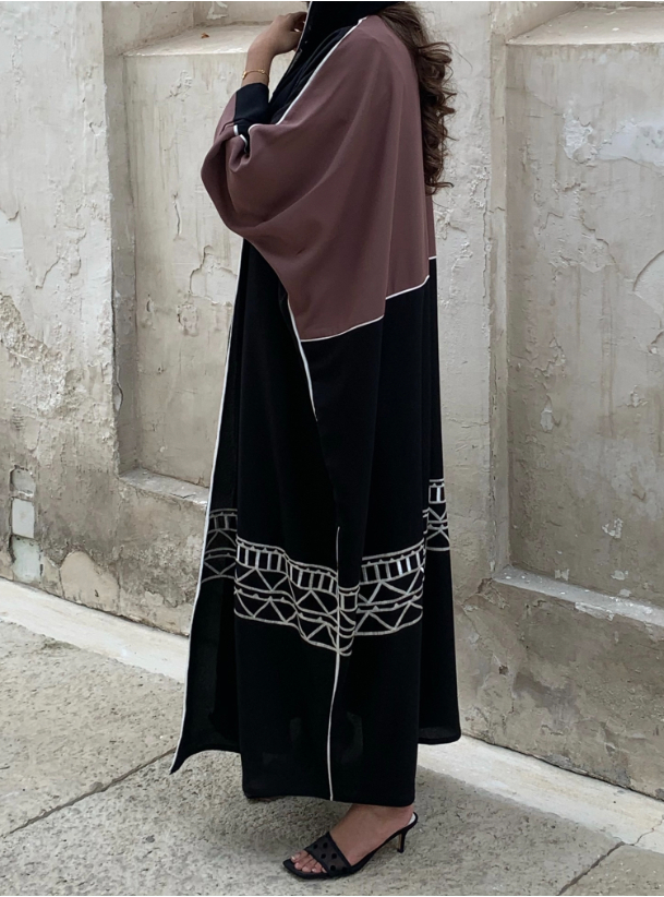 E430 Abaya Black And Nude Abaya With Off White Embroidery Abayas From