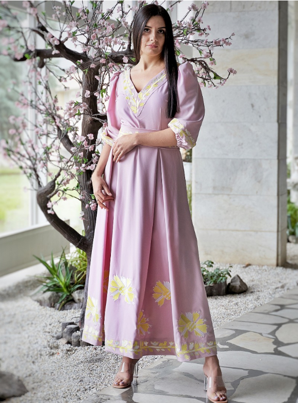 New Bohemia Pink Bohemian-inspired dress with deep neckline and pretty ...