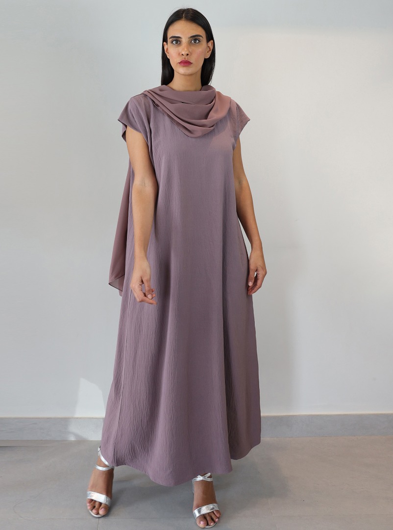 Model no 1034 This mauve set includes an abaya with petal sleeves, a ...