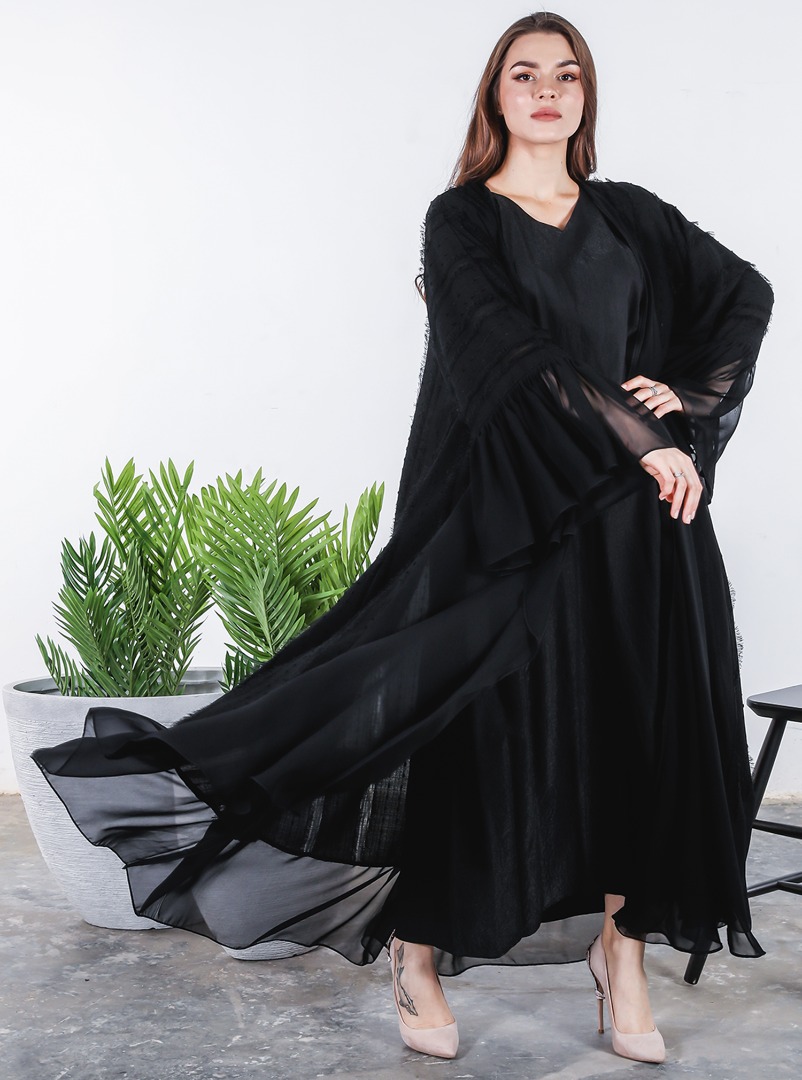 K04 Abaya Black flowy chiffon abaya with flounced sleeves and fringe ...