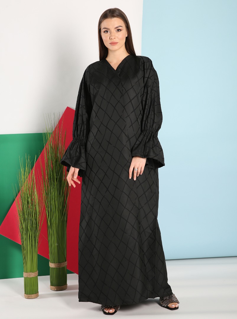 SS02 Abaya Black abaya featuring an abstract check pattern with ...