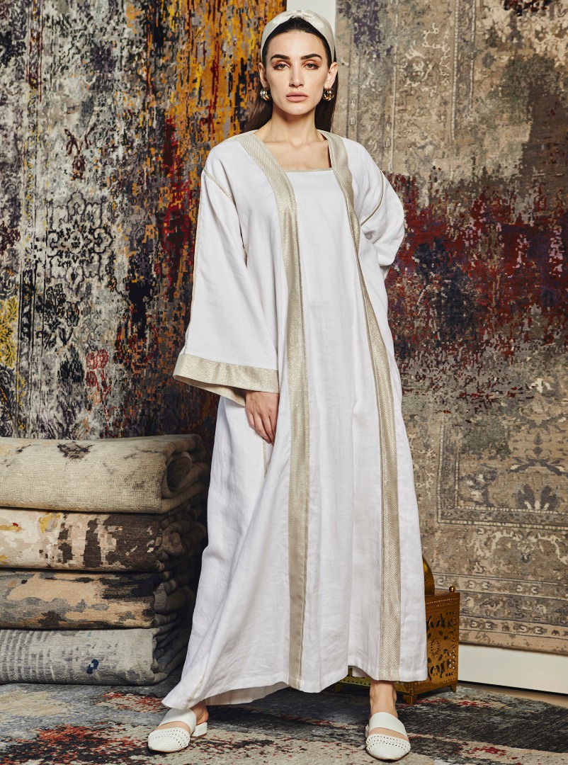 Illusion Linen White kaftan crafted from a breathable linen fabric with ...