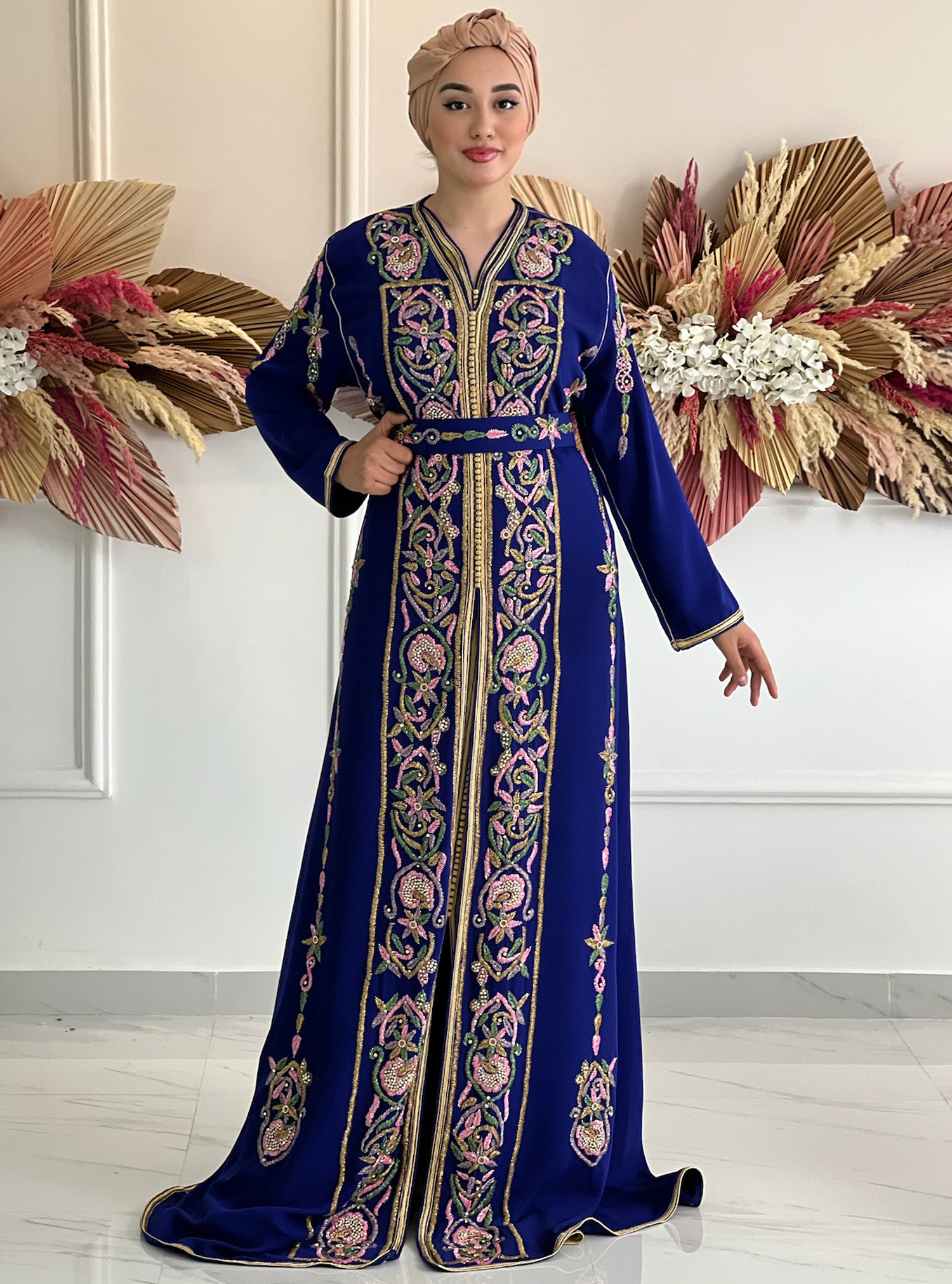 Inaya caftan online