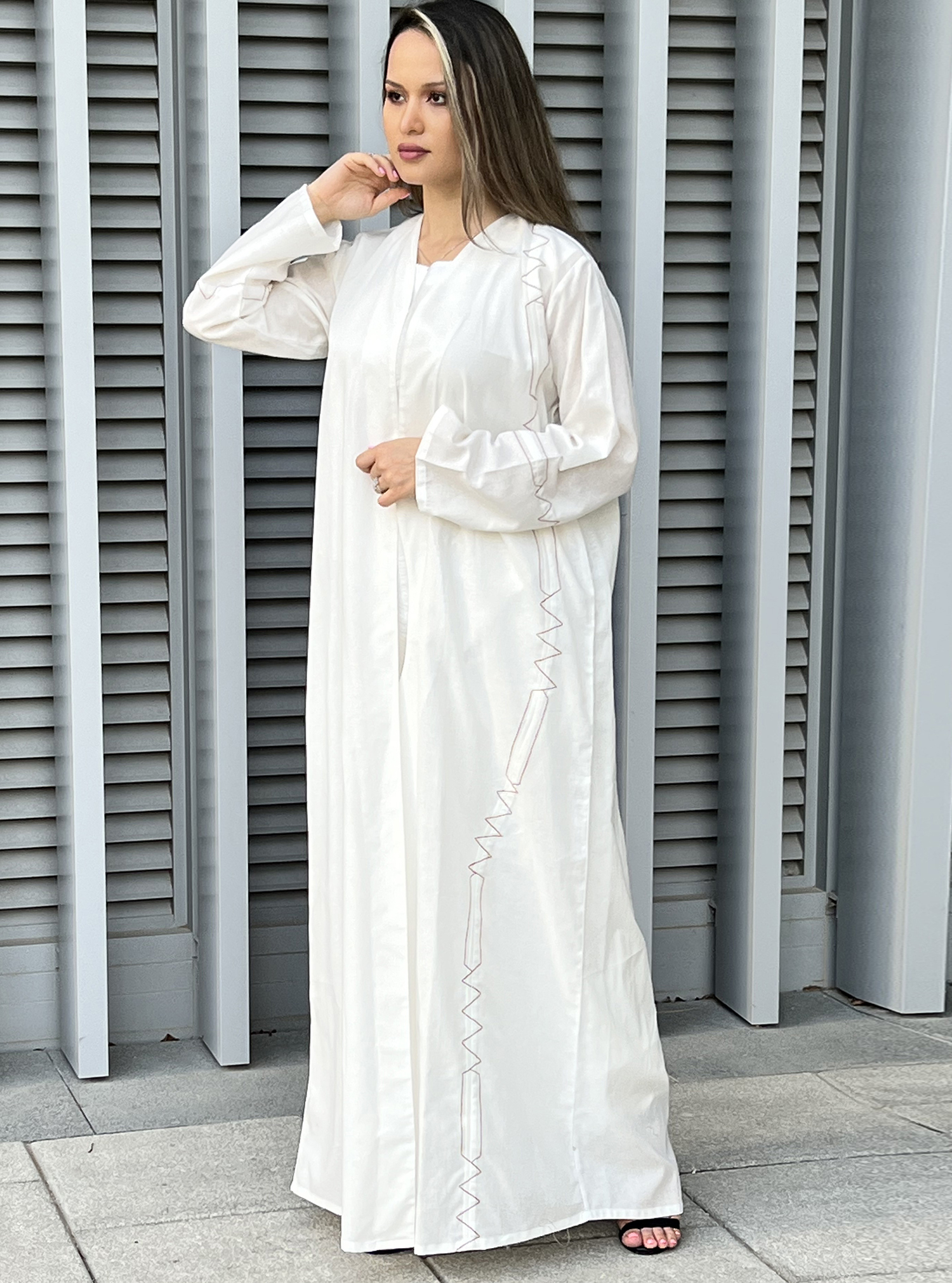 Linen Abaya MOiSTREET White Linen Abaya Abayas from Moistreet at Boksha