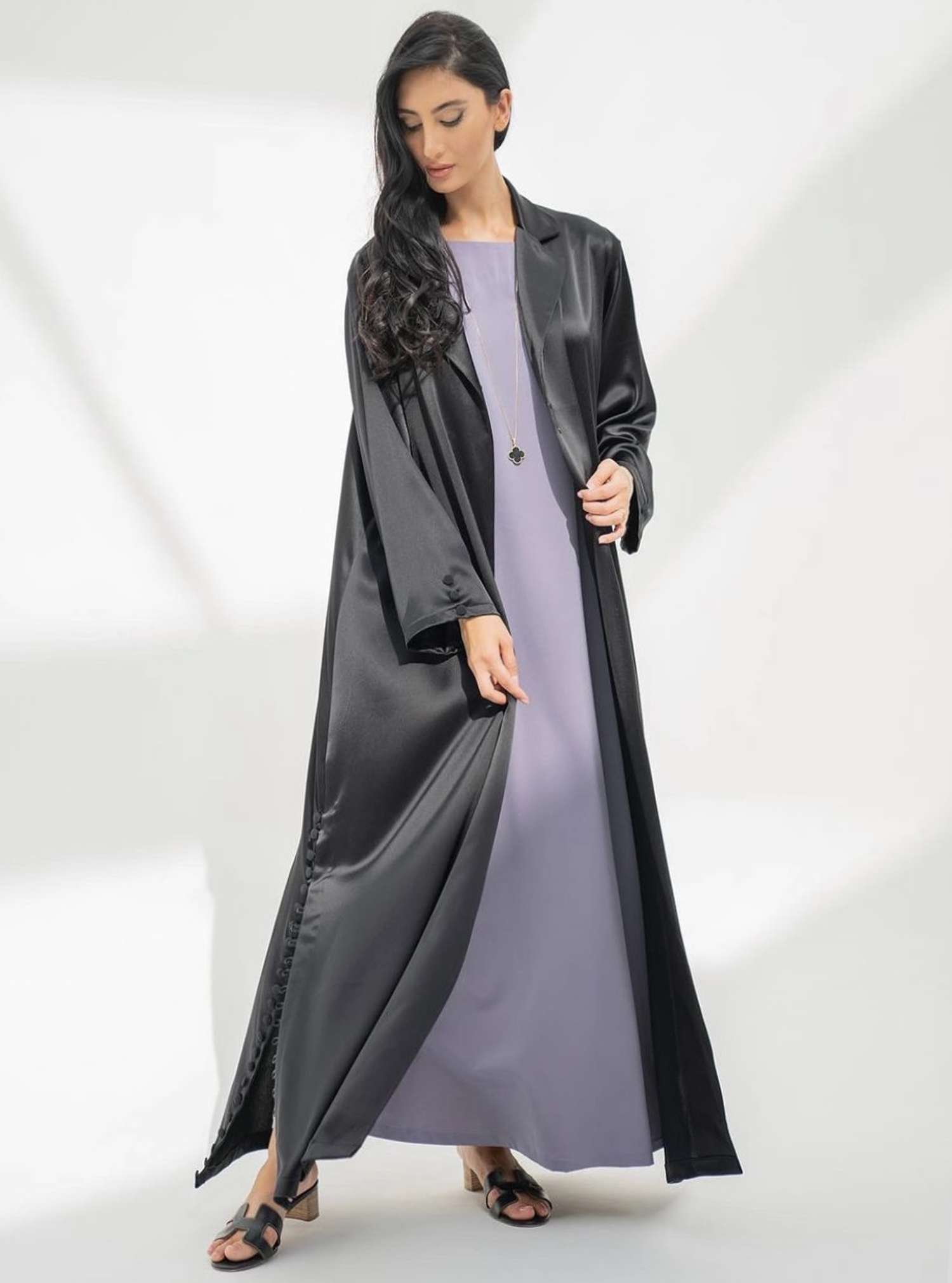 Shine Abaya main image 0