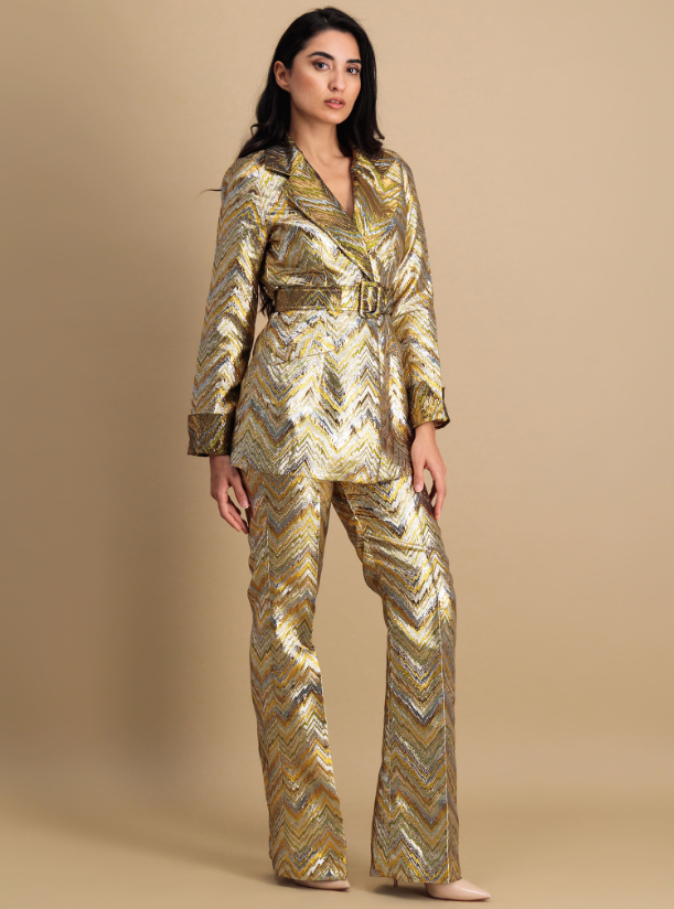TOI a classic elegant gold SUIT that you can wear it in your special ...