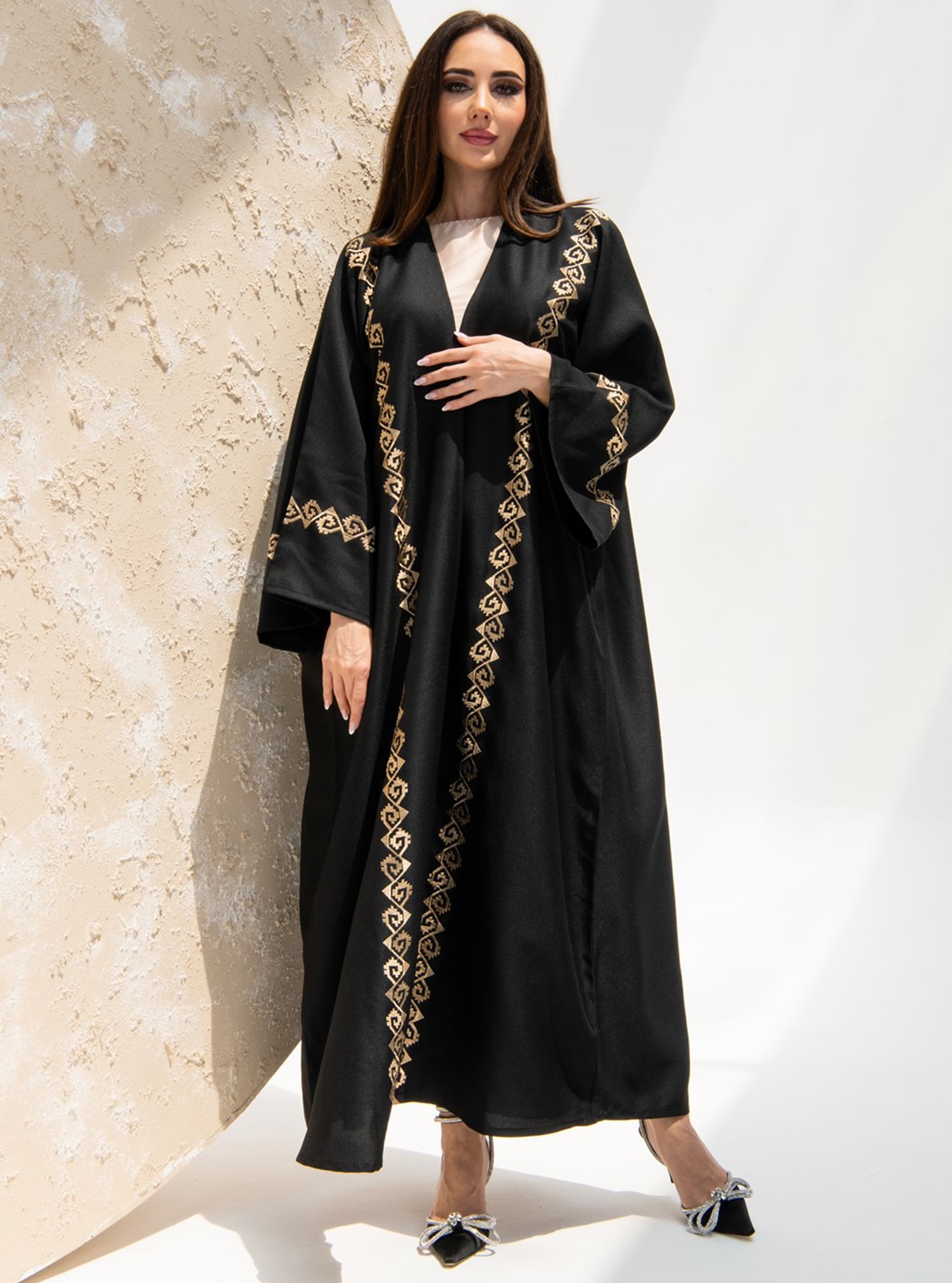 3 set abaya Set of crepe abaya with inner dress and sheila Abayas from ...