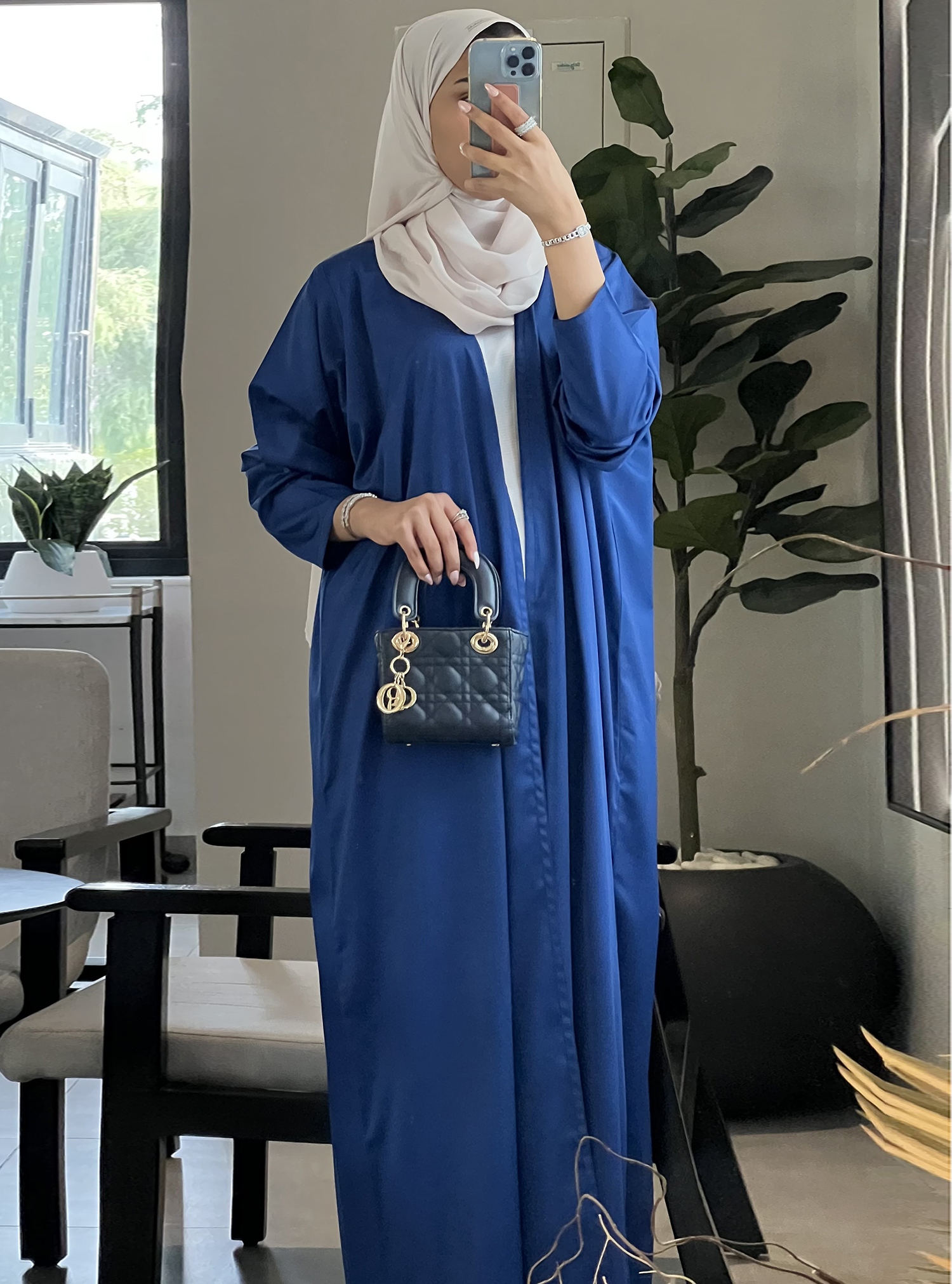 RoyalBlue Abaya Royal blue abaya in a classic cut. Comes with a ...