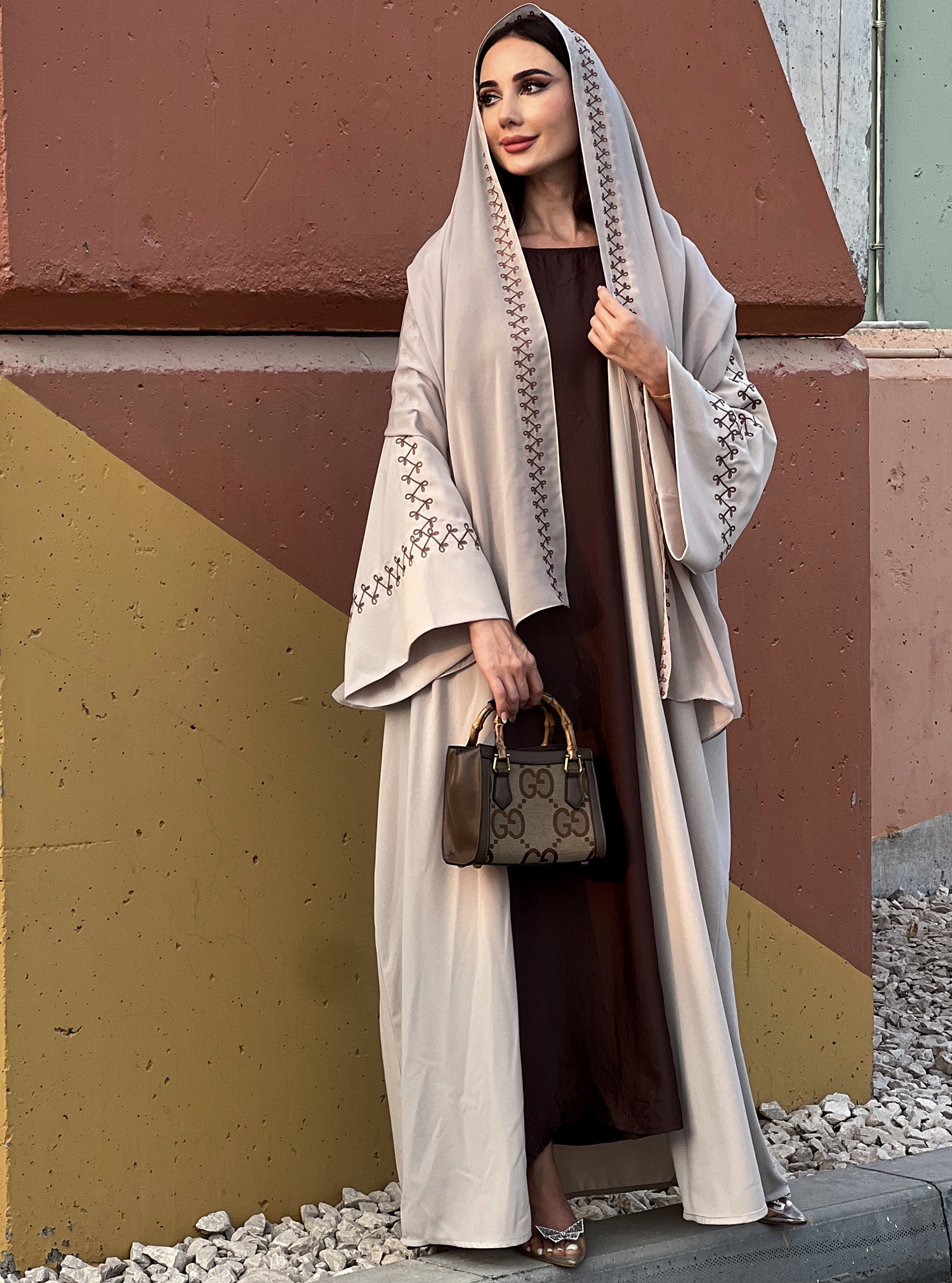 Beige set 3-piece crepe set that includes a beige embroidered abaya ...