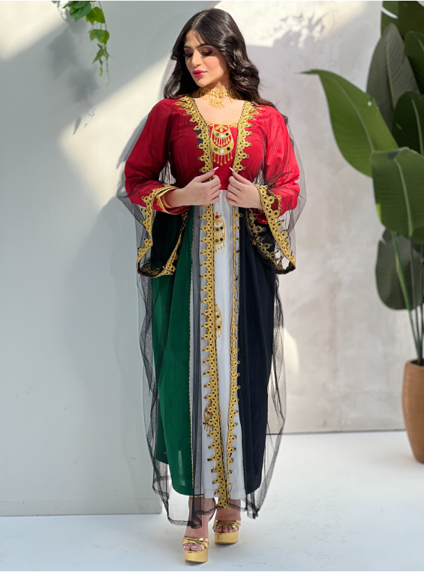 National Day Elegant UAE National Day dress with pure golden embroidery ...