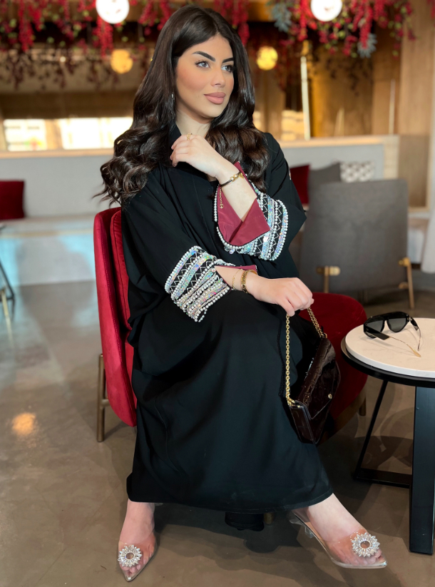 Pearls Abaya Black abaya with maroon trimmings adorned with faux pearls ...