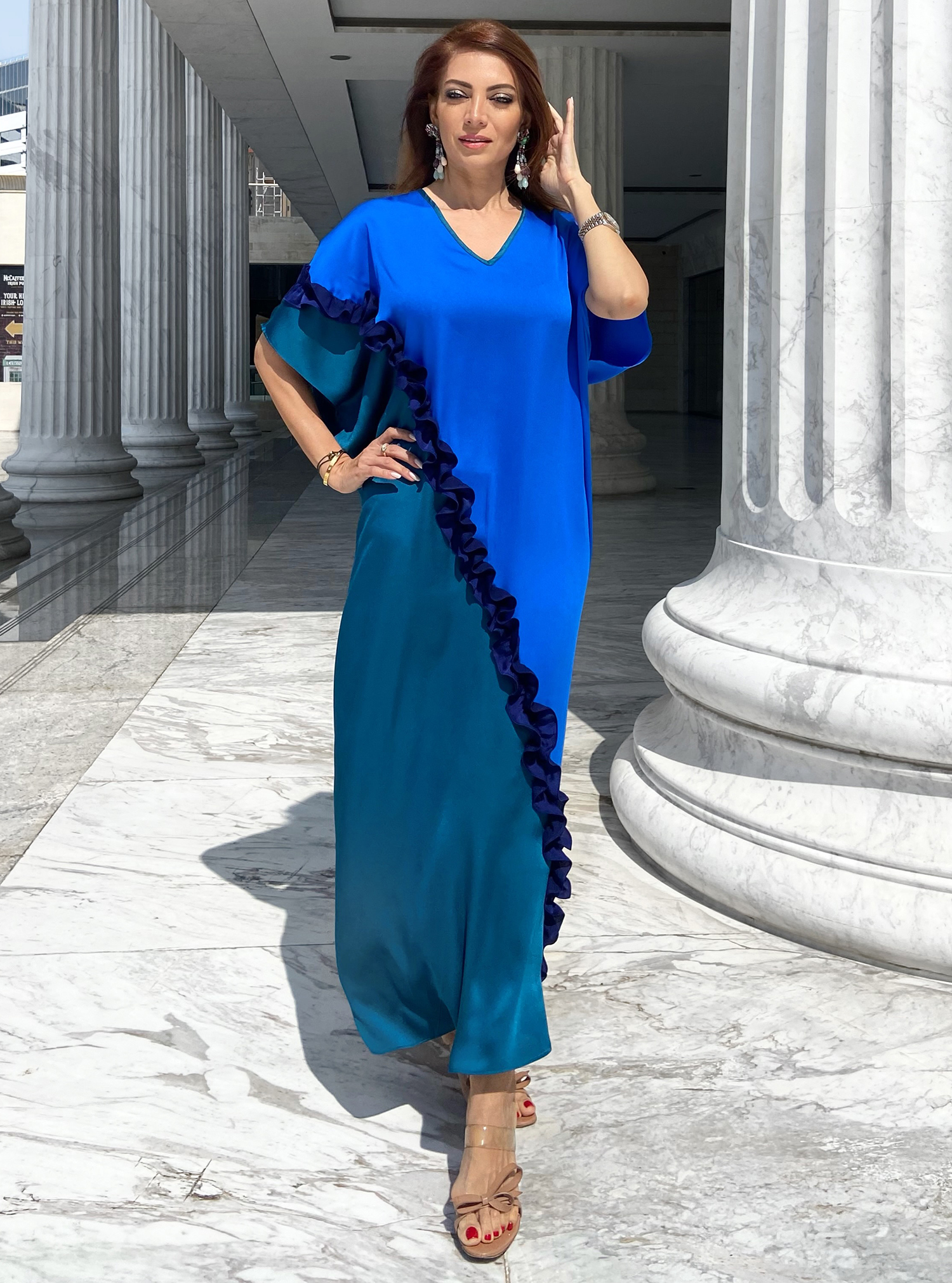 Two tone kaftan Two tone flowy kaftan crafted from soft crepe satin material Kaftans from Gunay