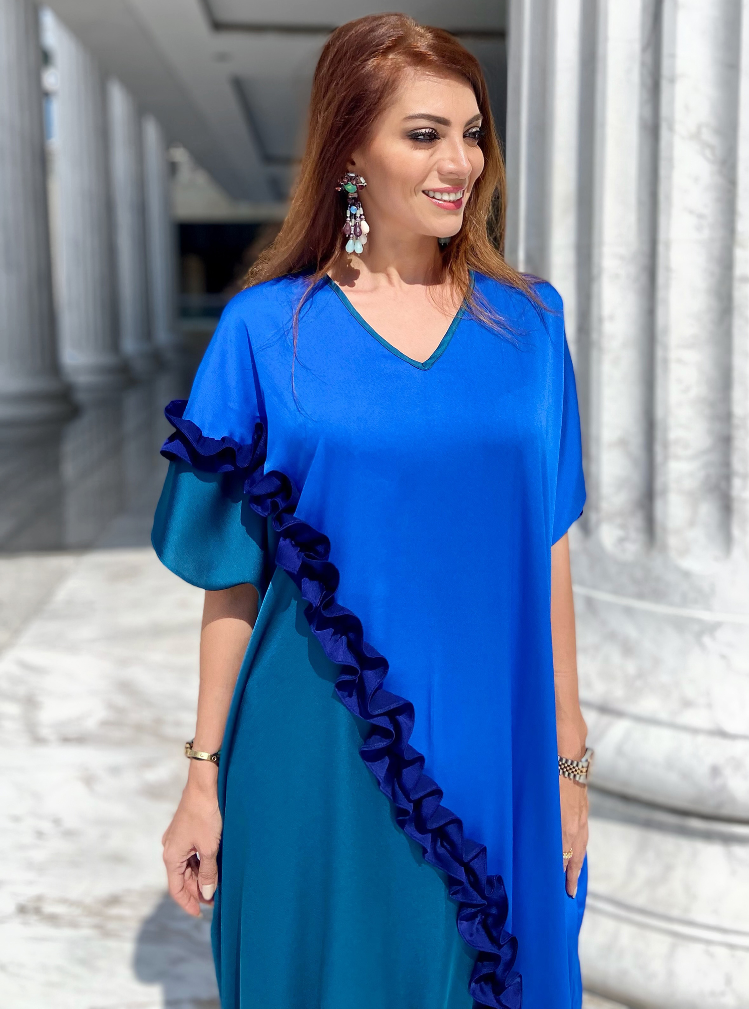 Two tone kaftan Two tone flowy kaftan crafted from soft crepe satin ...
