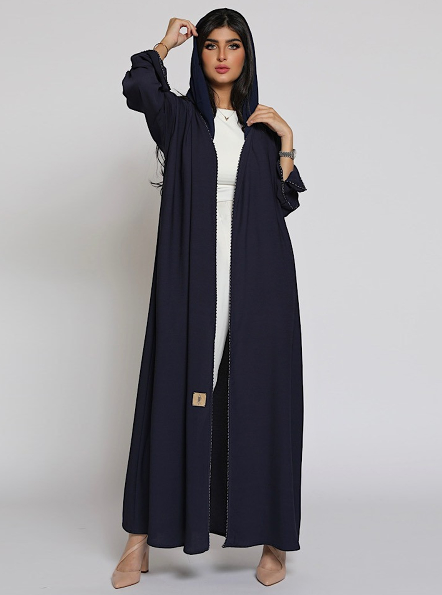 Mid Abaya 332 Navy blue abaya with embellished trimmings. Comes with a