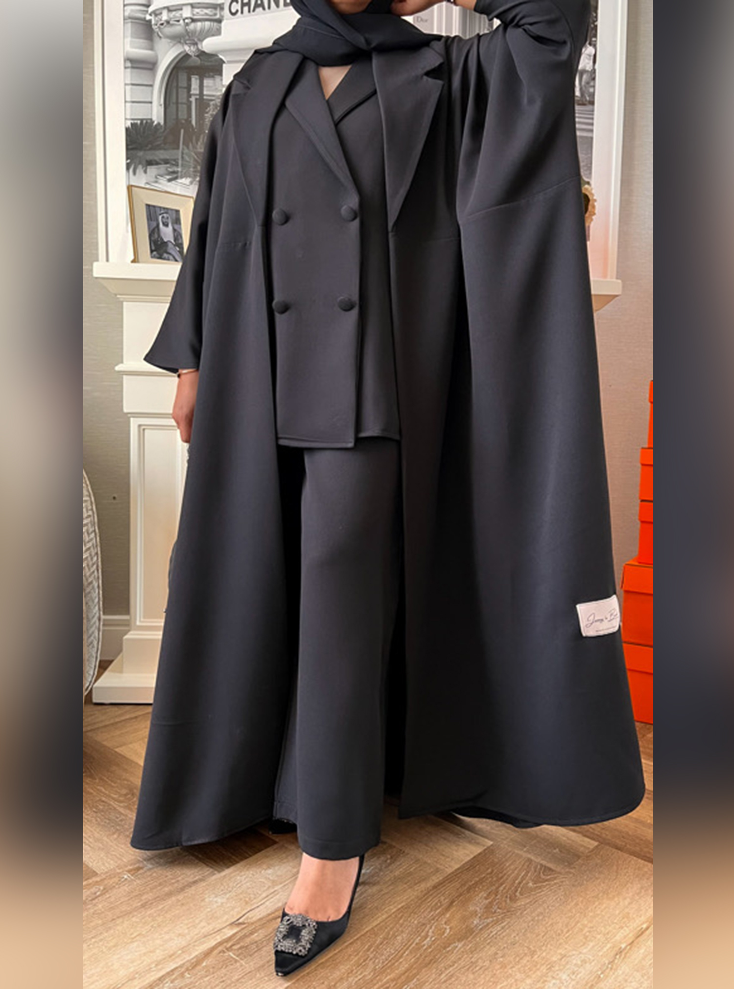 Sheikha abaya on sale