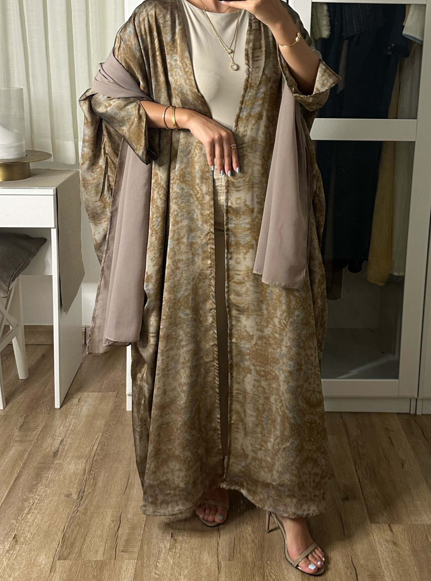 Brown Pattern Beautiful Shade of Brown Chiffon Summery Oversized Abaya ...