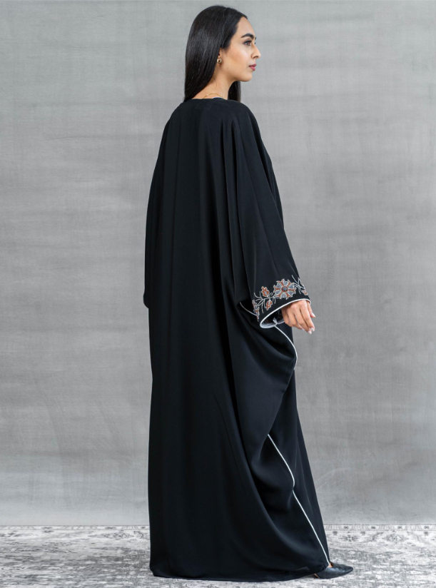 TF MM 207 Black bisht abaya with embellished sleeves. Comes with a ...