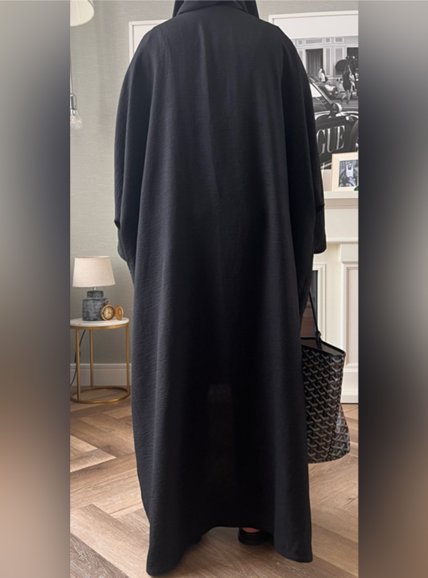Sand Abaya This Sand Abaya is made of soft crepe material that is