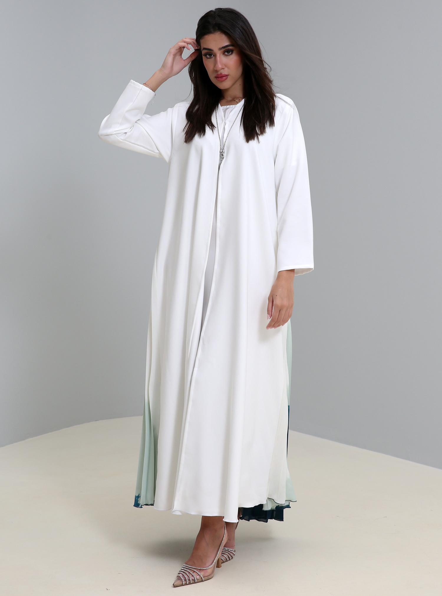 ATA-072 Abaya Off-white gradient pleated abaya with headscarf. Abayas ...