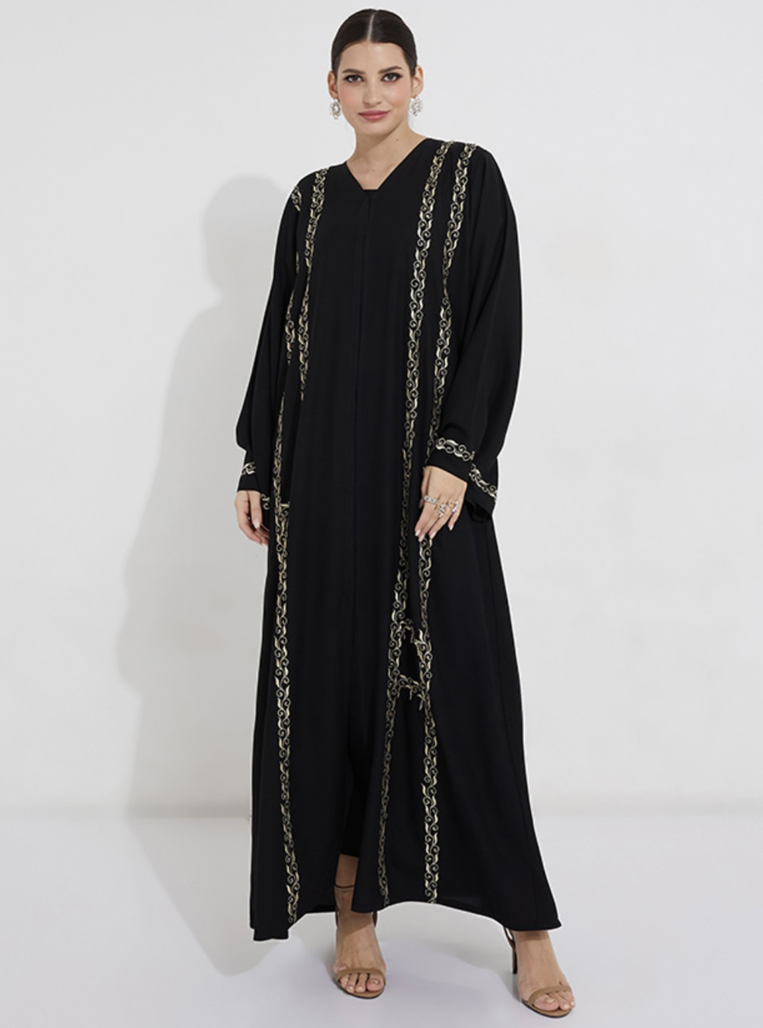 Gold Beads Abaya with gold sitching design and gold stones Abayas from ...