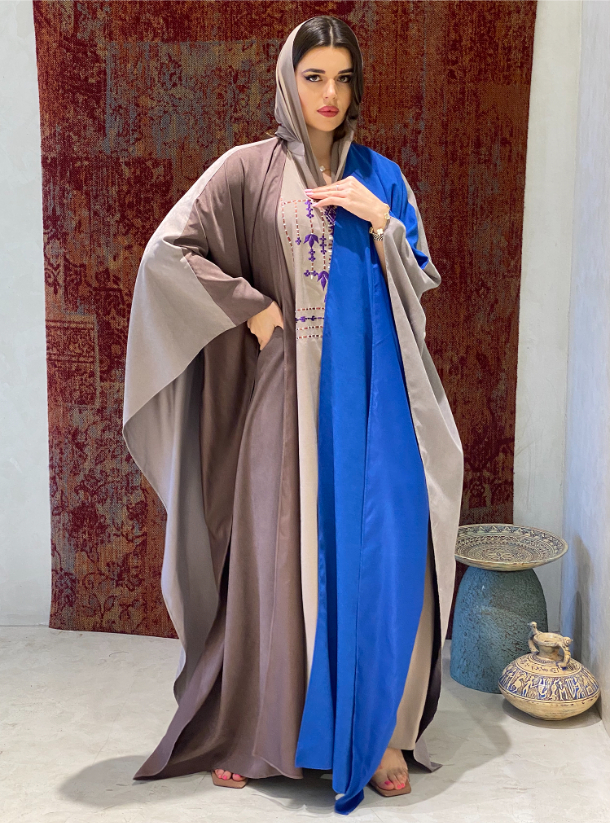 TT56 Colorblock cape style abaya with fringed trimmings Abayas from THE THREADZ at Boksha