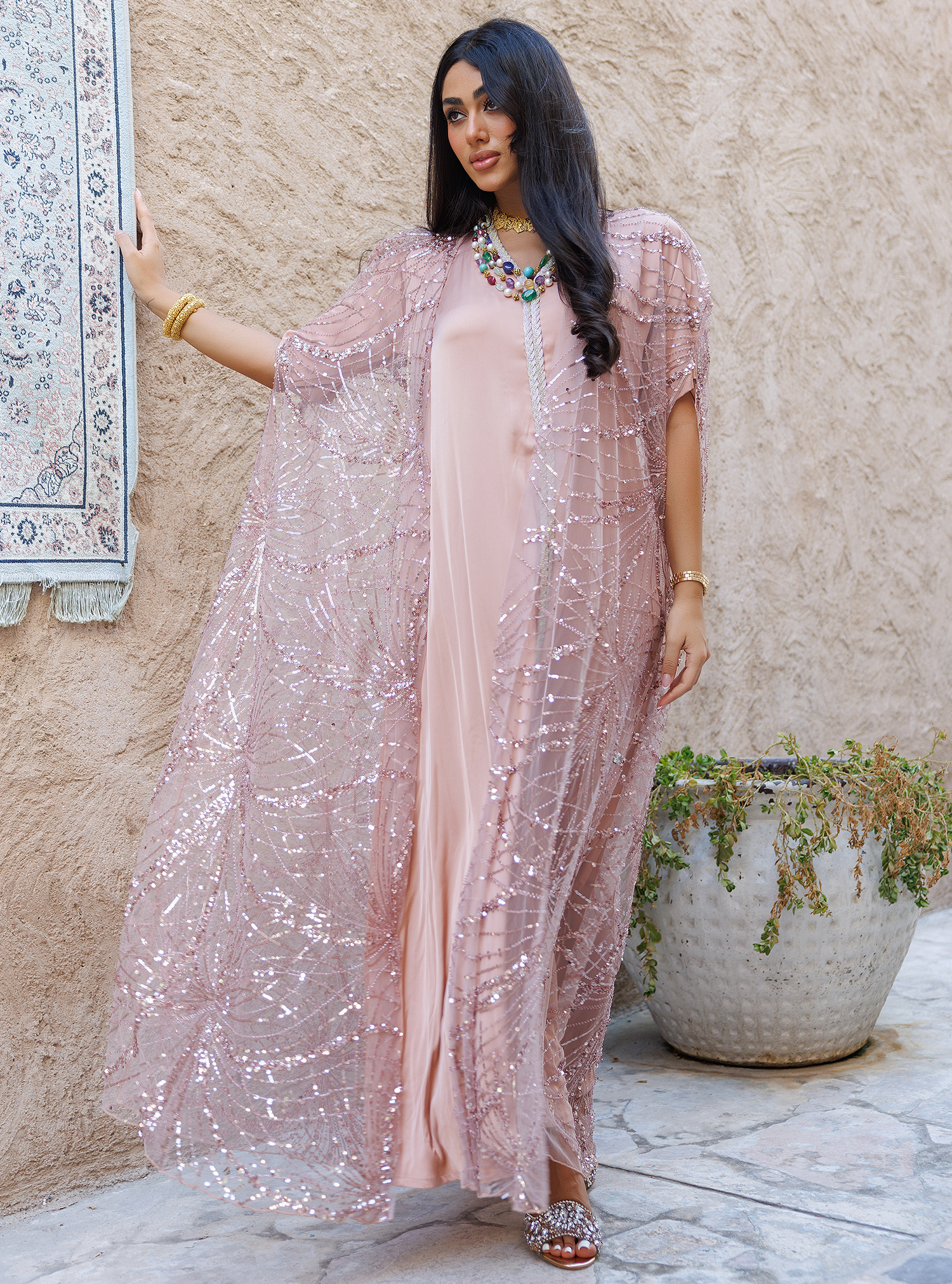 Robe Kaftano En Soie Parosh Avec Sequins Dragon - Taille XS, Couleur Noire, Mini Longueur - Neuf Avec étiquettes