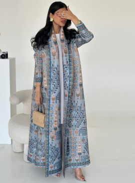Pleated abaya